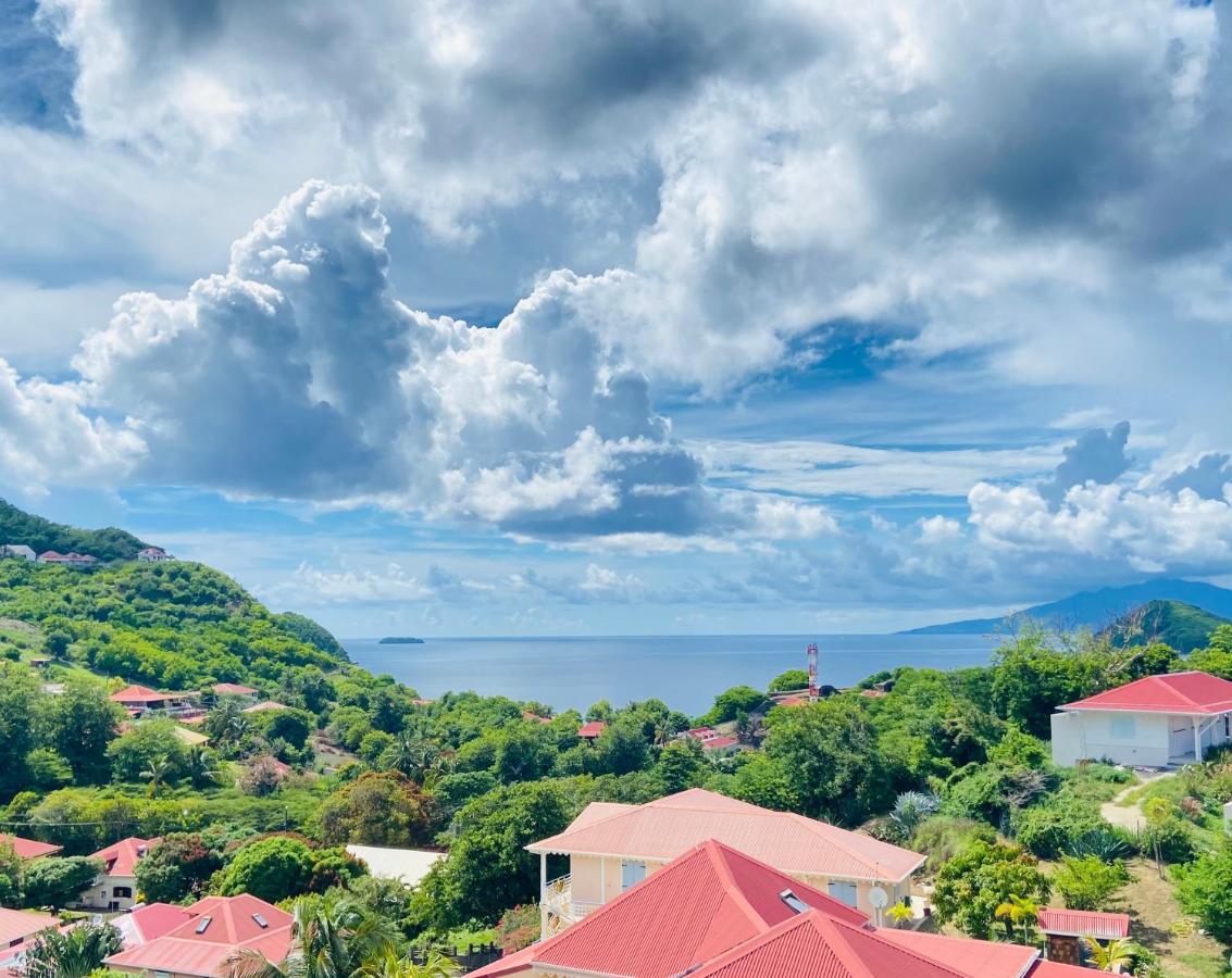 Ti Karet - Charmant Logement Avec Jacuzzi Et Vue Mer Terre-De-Haut Exterior photo